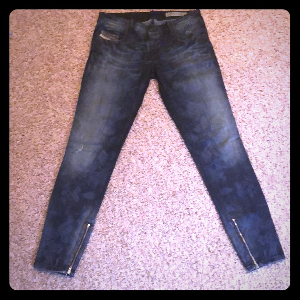 Women’s Diesel Grupee Zip Jeans Size 28